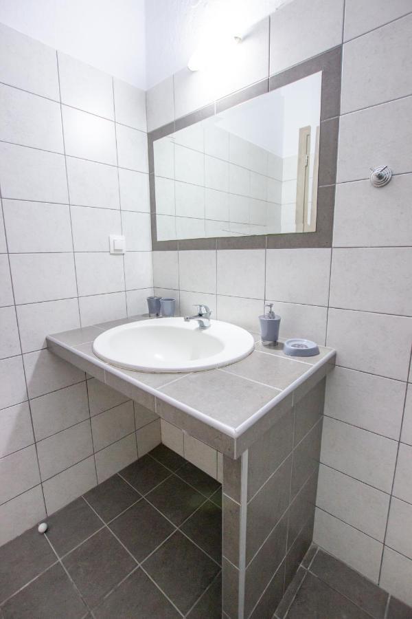 Anassa Apartments 艾斯普罗瓦塔 外观 照片
